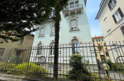 Castle Apartment for sale Luino, Lombardy, Image 18/19