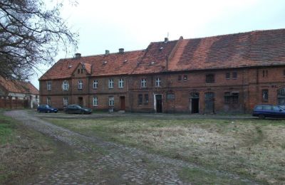 Castle for sale Osetno, Pałac w Osetnie, Lower Silesia, Outbuilding