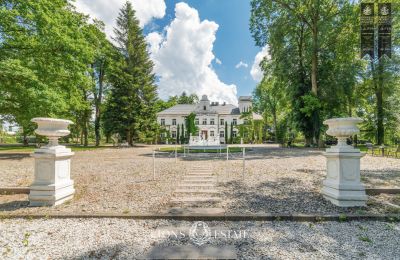 Manor House for sale Pstrokonie, Łódź Region, Image 35/50