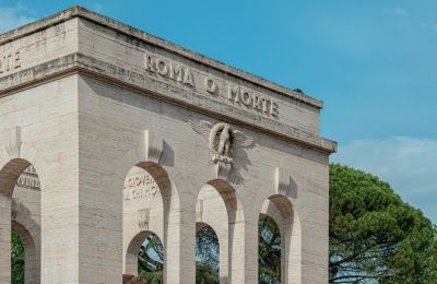 Roma o Morte! History and encounters in the Eternal City, Roma
