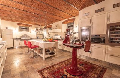 Historic Villa for sale 28040 Lesa, Piemont, Image 18/42