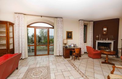 Historic Villa for sale Lisanza, Lombardy, Image 8/44