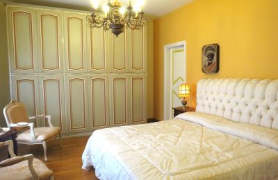 Historic villa for sale Belgirate, Piedmont, Image 24/39