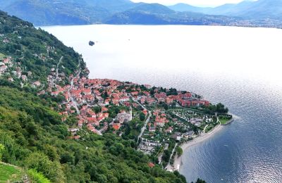 Historic Villa for sale Cannero Riviera, Piemont, View