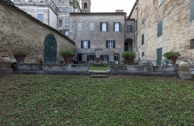 City palace for sale Filottrano, Marche, Courtyard
