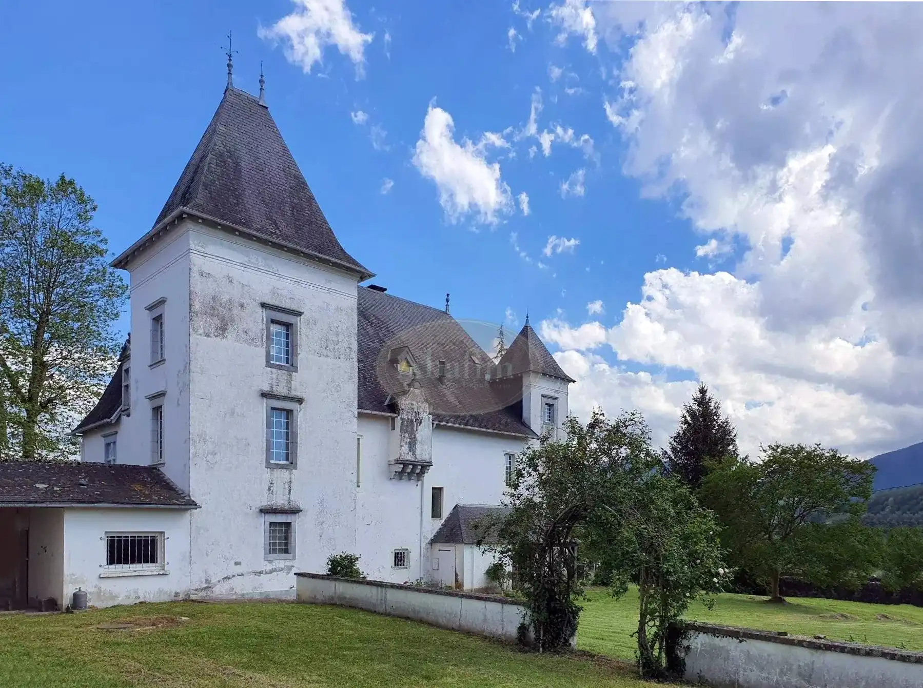 Photos Manor in Saint-Jean-Pied-de-Port