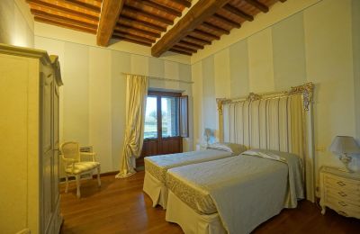 Country home for sale 06069 Tuoro sul Trasimeno, Umbria, Image 13/23