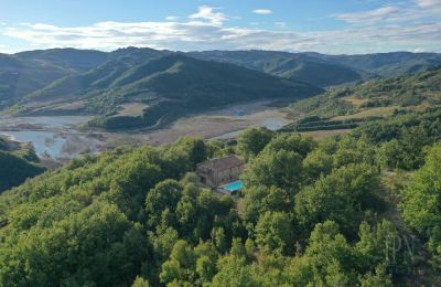Country home for sale 06029 Valfabbrica, Umbria, Image 2/49
