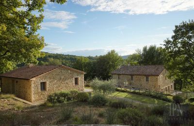 Country home for sale 06029 Valfabbrica, Umbria, Image 16/49