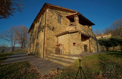 Country home for sale 06029 Valfabbrica, Umbria, Image 27/49