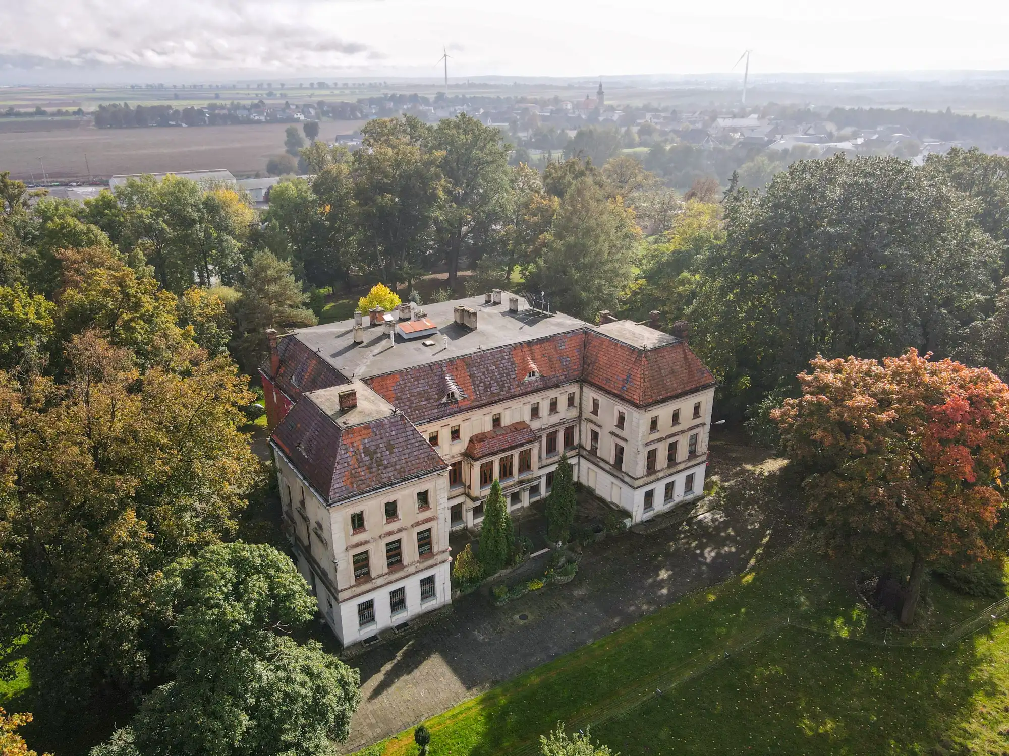 Photos Neo-Baroque manor in Silesia - Pałac w Wojnowicach