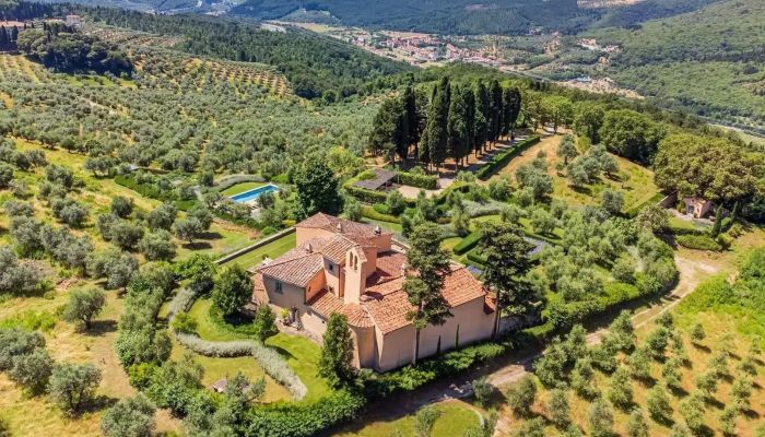Luxury 16th century convent above Firenze