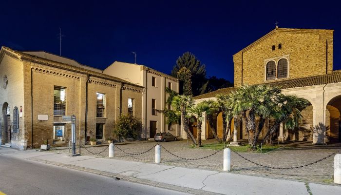Holy Walls, New Life: A Church as Home