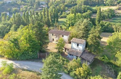 Historic property for sale 06014 Montone, Umbria, Image 1/35