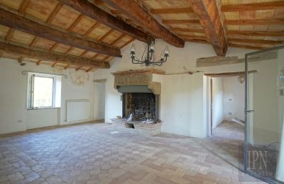 Historic property for sale 06014 Montone, Umbria, Image 17/35