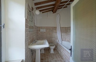 Historic property for sale 06014 Montone, Umbria, Image 22/35
