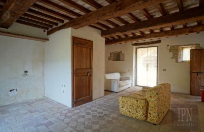 Historic property for sale 06014 Montone, Umbria, Image 24/35