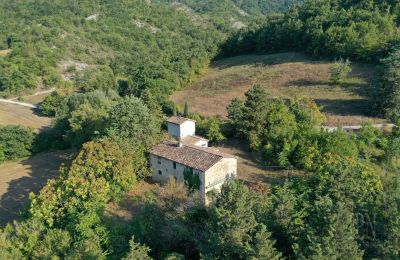 Historic property for sale 06014 Montone, Umbria, Image 8/35