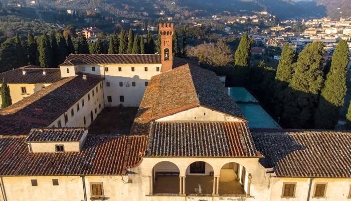 Monastery for sale Pescia, Tuscany,  Italy