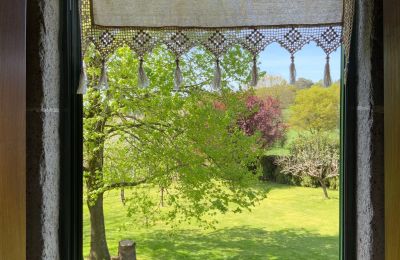 Country home for sale Melide, Cabazás, Galicia, Vistas al jardín