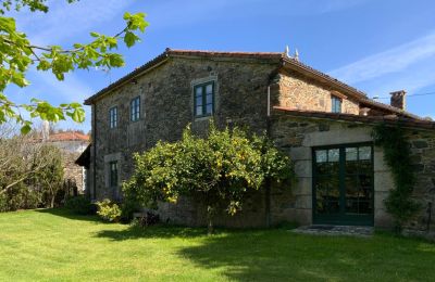 Country home for sale Melide, Cabazás, Galicia, Exterior View