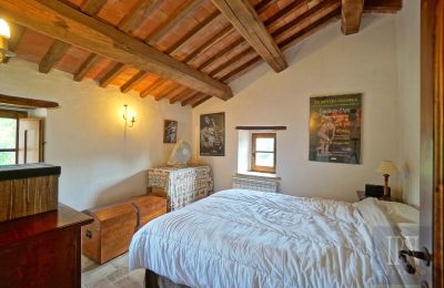 Country home for sale 06060 Lisciano Niccone, Umbria, Image 13/21