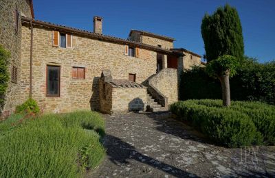 Country home for sale Città di Castello, Umbria, Image 12/49