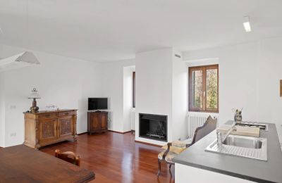 Historic Villa for sale Miasino, Piemont, Image 26/39