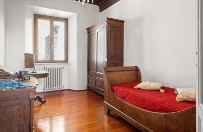 Historic Villa for sale Miasino, Piemont, Image 24/39