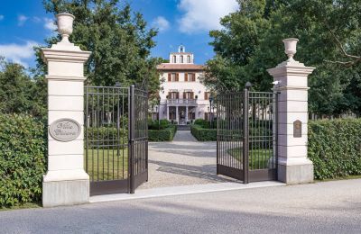 Historic Villa for sale Pontedera, Tuscany, Access