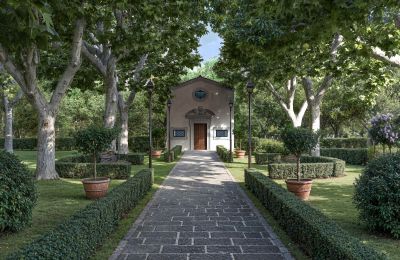 Historic Villa for sale Pontedera, Tuscany, Chapel