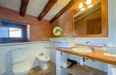 Country home for sale Valdemaluque, Castile and León, Image 34/49