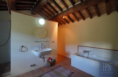 Country home for sale 06010 Monte Santa Maria Tiberina, Umbria, Image 44/50