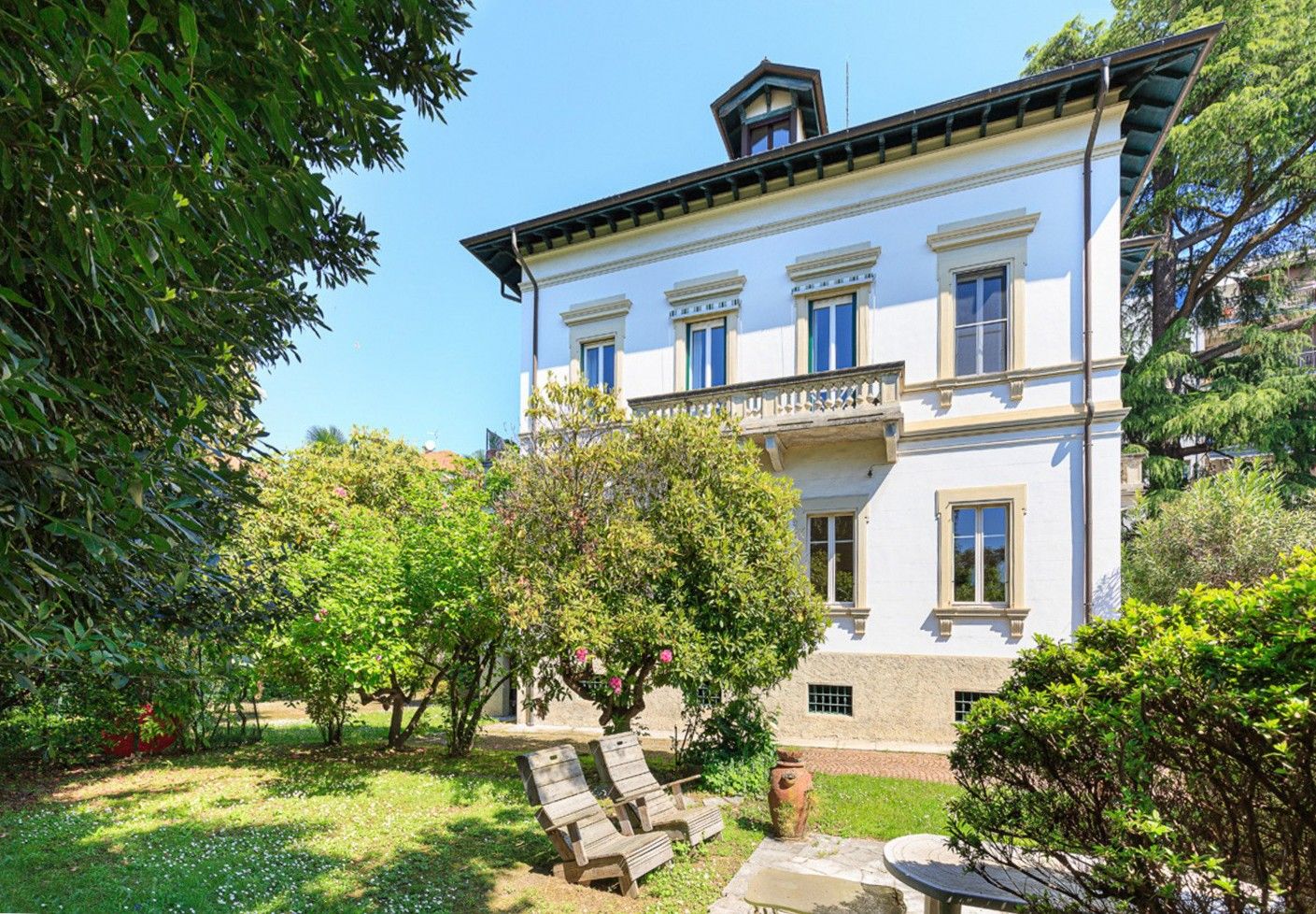 Photos Period villa in Verbania at Lake Maggiore