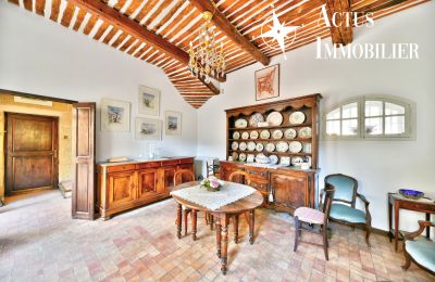 Historic property for sale Grans, Provence-Alpes-Côte d'Azur, Living Area