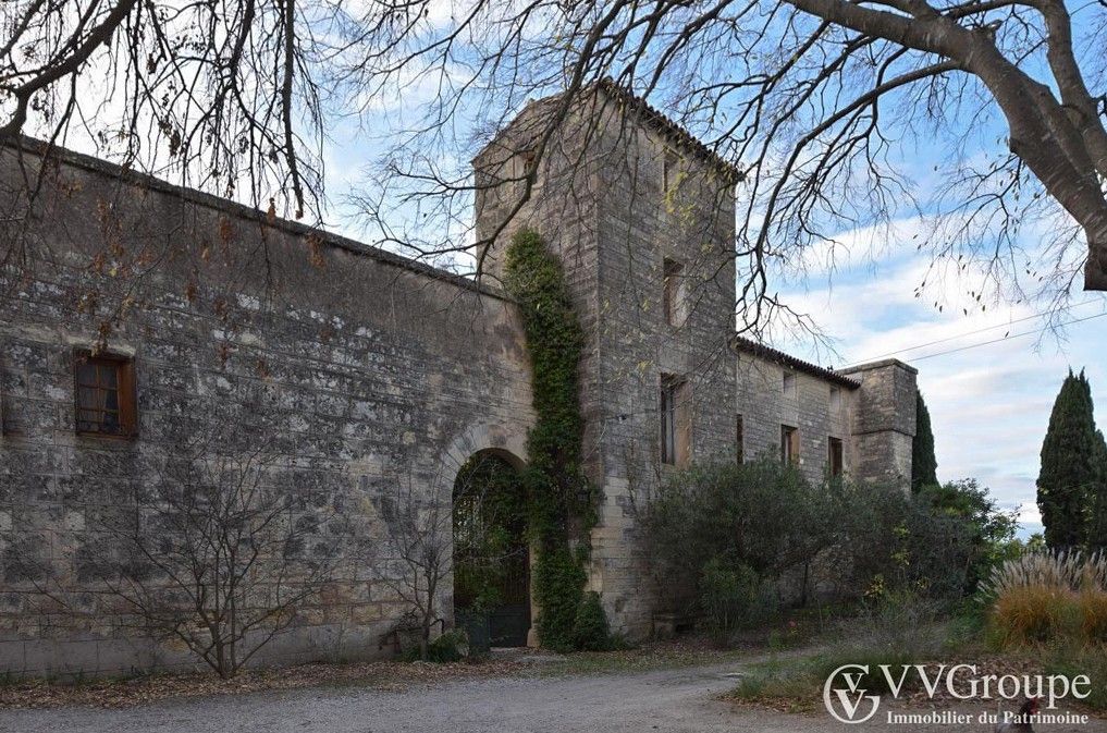 Photos Castle-like Templar estate with park and chapel