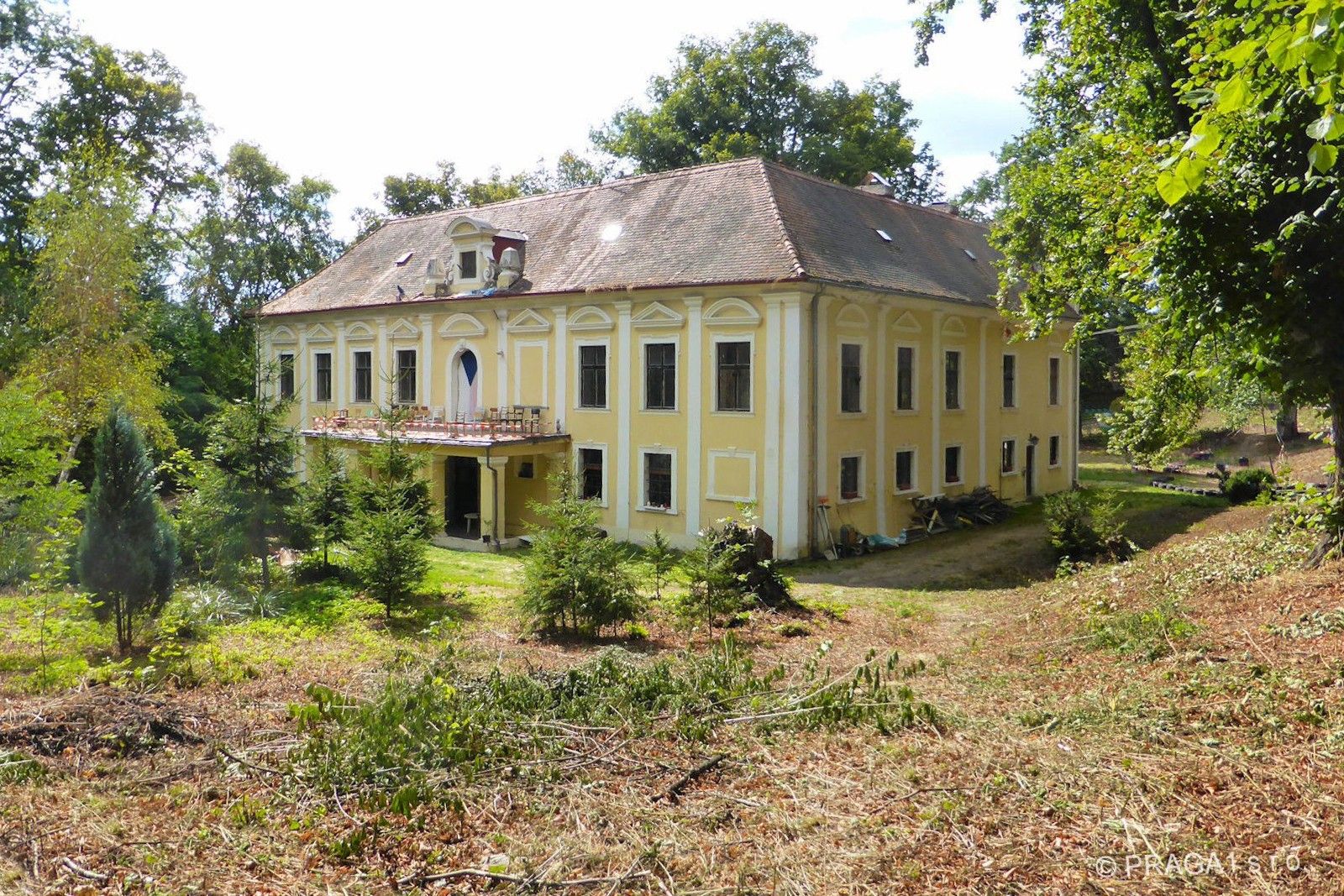 Photos Baroque castle near German Border
