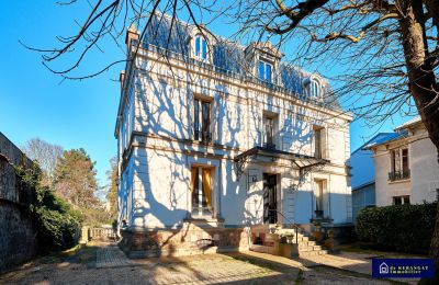 Historic Villa for sale Bourg-la-Reine, Ile-de-France, Image 2/15