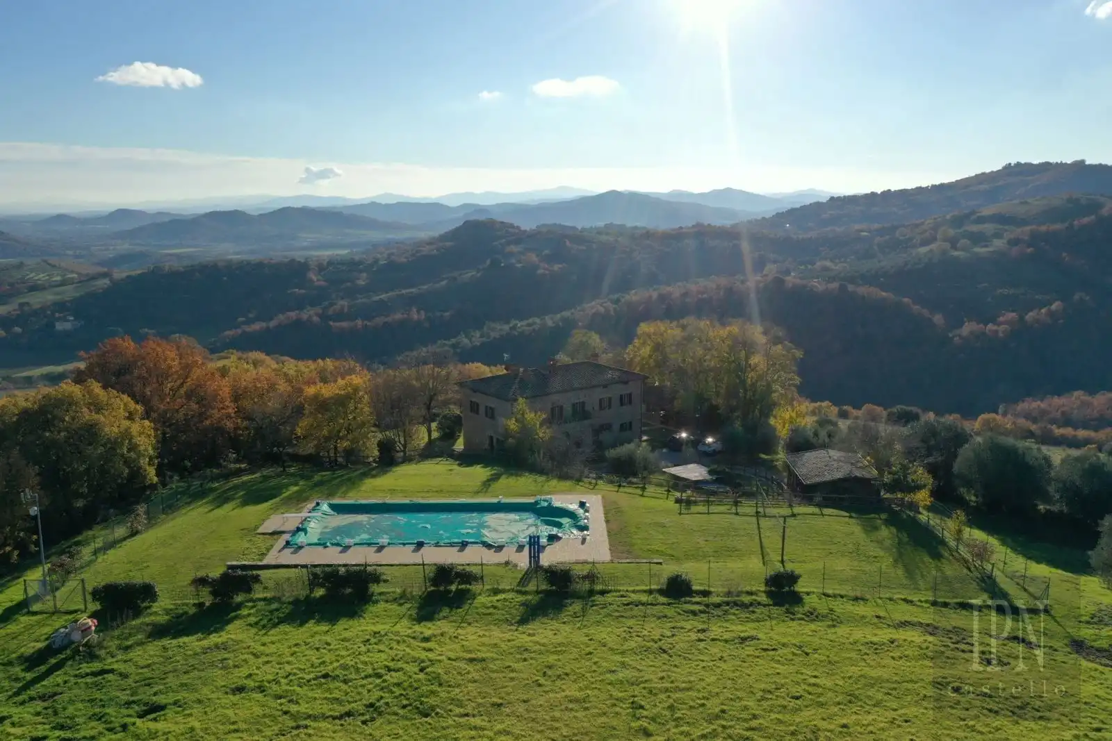 Photos Country house in a panoramic location near Umbertide