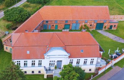 Historic Villa for sale 16945 Meyenburg, Brandenburg,, Image 2/6