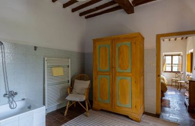 Country home for sale Castellina in Chianti, Tuscany, Image 24/30