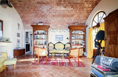 Country home for sale Montecatini Val di Cecina, Tuscany, Image 10/31