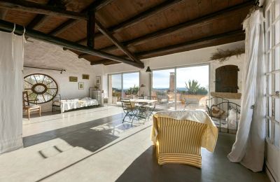 Historic property for sale Uzès, Occitania, Image 5/23