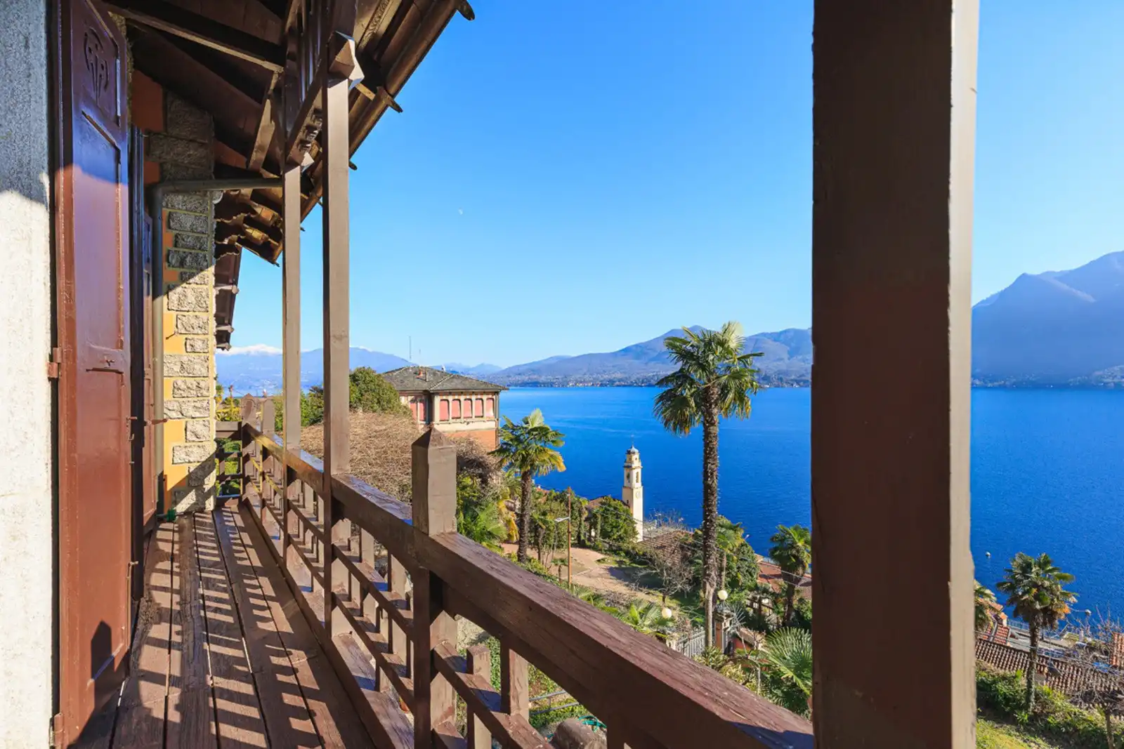 Photos Lake Maggiore period property with lake view