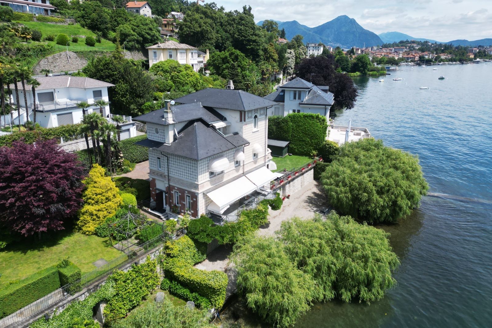 Photos Lake Maggiore period house with private beach