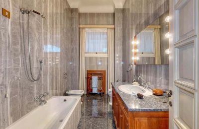Historic Villa for sale Omegna, Piemont, Image 28/48