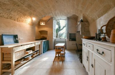 Manor House for sale Uzès, Occitania, Image 16/28