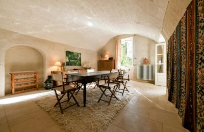 Manor House for sale Uzès, Occitania, Image 7/28