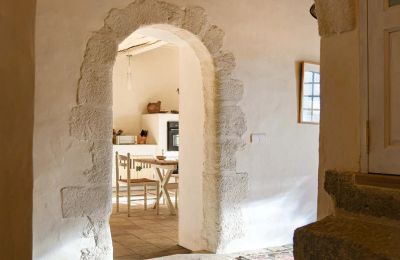 Manor House for sale Uzès, Occitania, Image 9/28