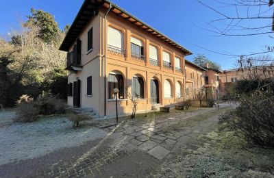 Historic Villa for sale Castelletto Sopra Ticino, Piemont, Image 2/24